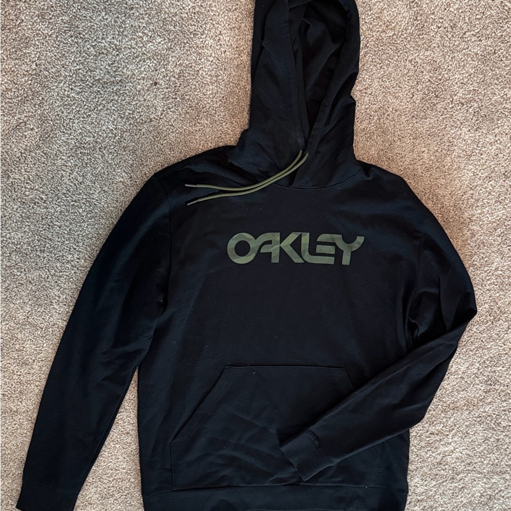 Oakley Black and Olive Men's Sweater